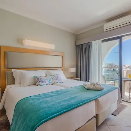 The Navigator - Solaqua