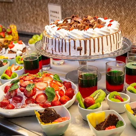 The Navigator - Solaqua 4*