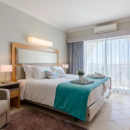 The Navigator - Solaqua 4* アルブフェイラ