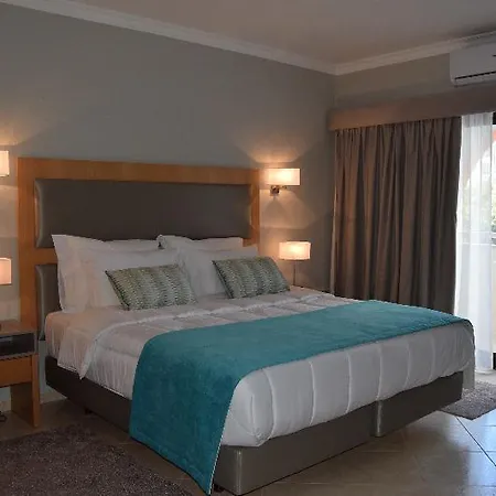 The Navigator - Solaqua 4* アルブフェイラ