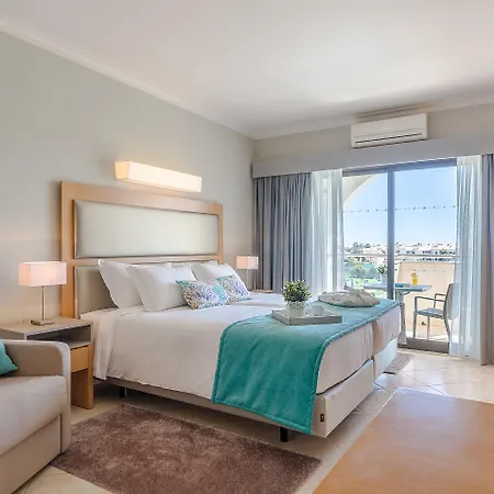 מלון דירות The Navigator - Solaqua 4*