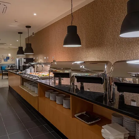 The Navigator - Solaqua 4*