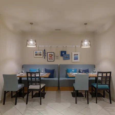 The Navigator - Solaqua