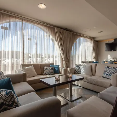 מלון דירות The Navigator - Solaqua 4*